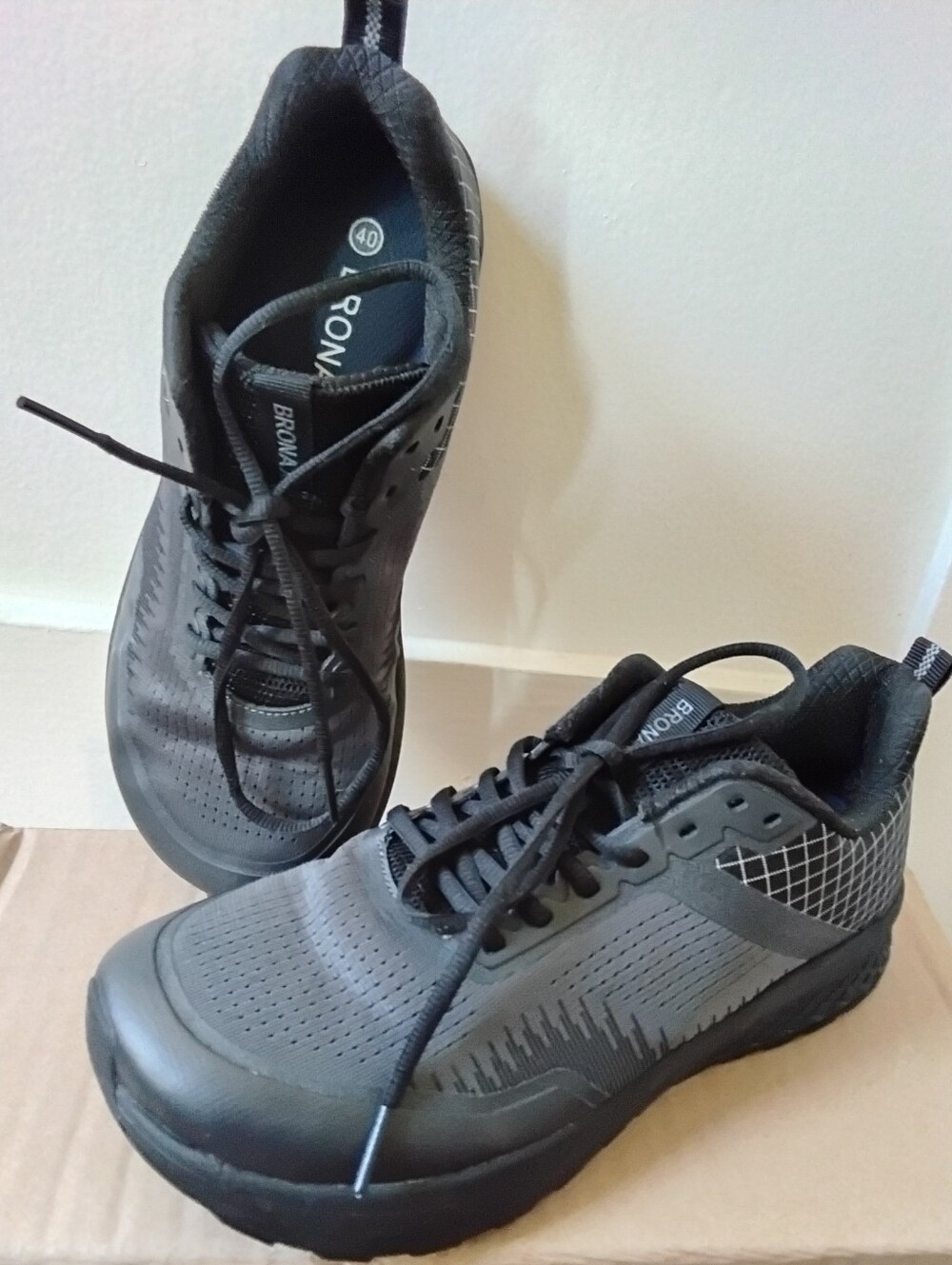 BRONAX Wide Toe Box Road Running Shoes for Men Size